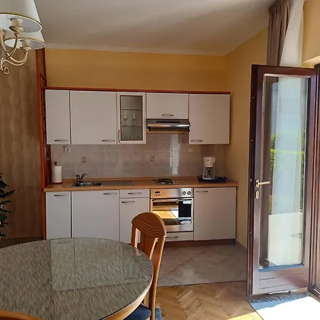 Apartment For A And Cosy A2 Zadar